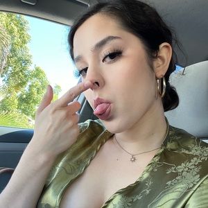 Meet your Posher, Sarah 💗